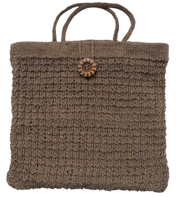 Good Earth linen cotton blend knitting yarn features in our Square Carryall in Linen knitting kit